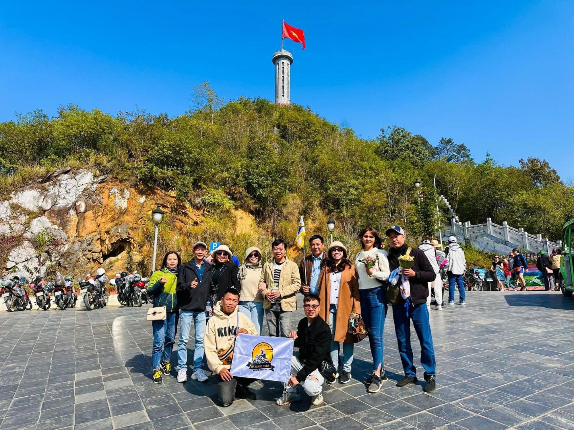 Tl Adventure Tour & Motorbike Apart otel Ha Giang Dış mekan fotoğraf